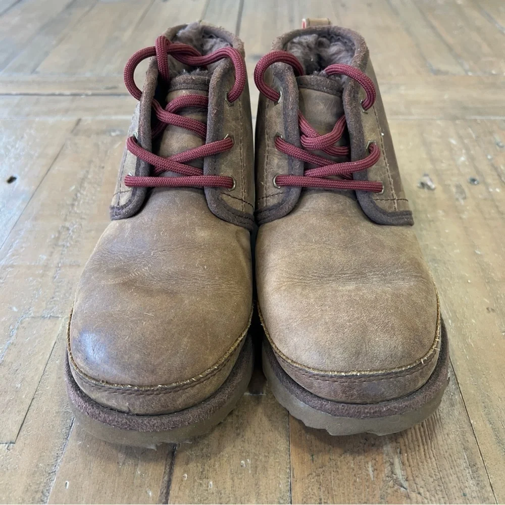 Ugg Australia Kids Neumel II Waterproof Chukka Boots Size 1 Dusted Cocoa Leather
